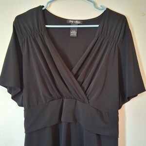 Only Nine Woman 22/24 Black Shirt